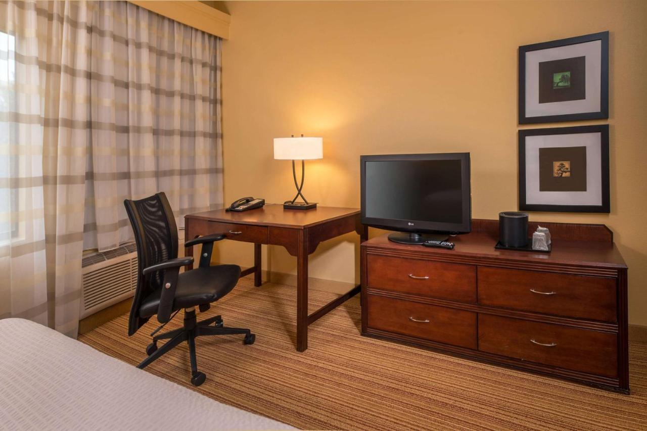 ホテル Sonesta Select Durham Research Triangle Park エクステリア 写真