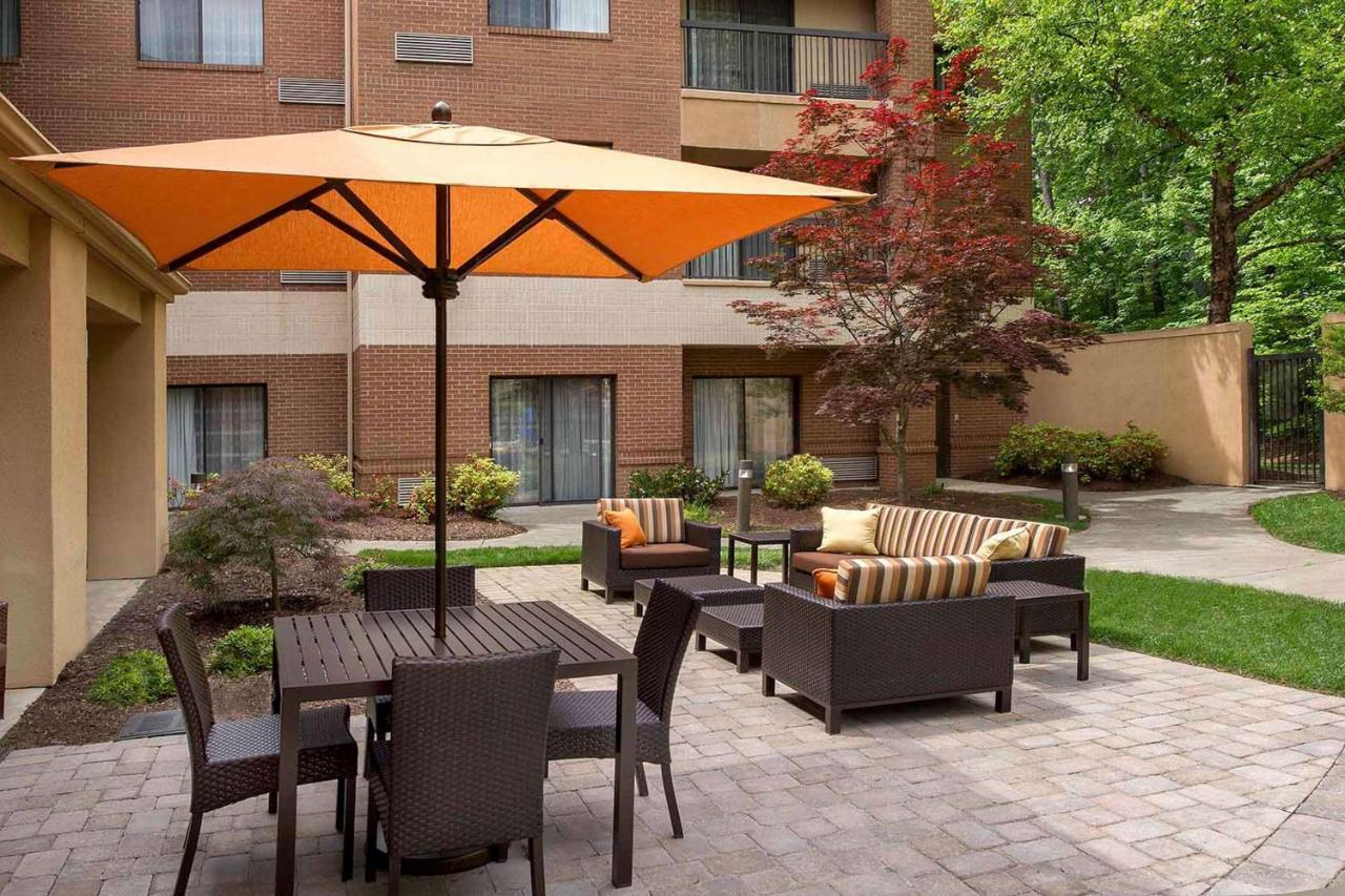 ホテル Sonesta Select Durham Research Triangle Park エクステリア 写真
